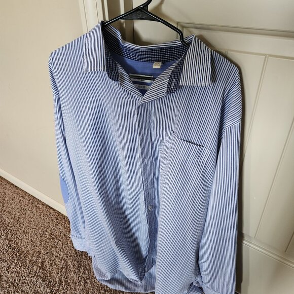 Men's dress shirt - Picture 3 of 3